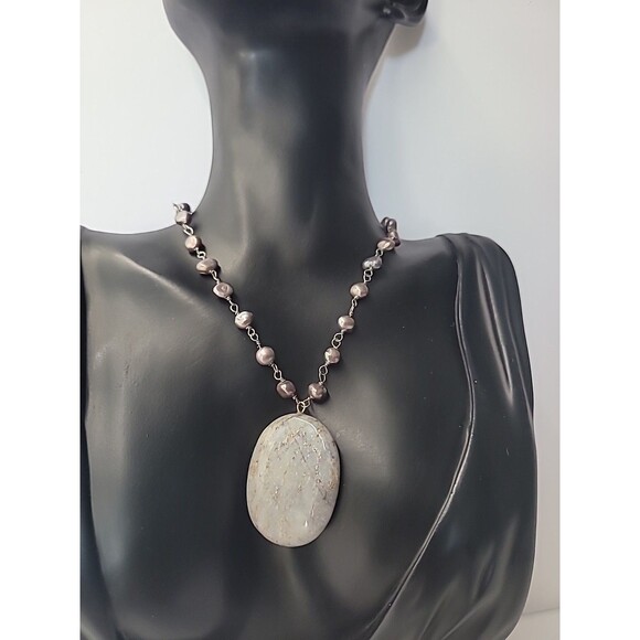 Jewelry - Vintage Silver Tone Beaded Necklace Gray Oval Natural Stone Pendant Boho Artisan